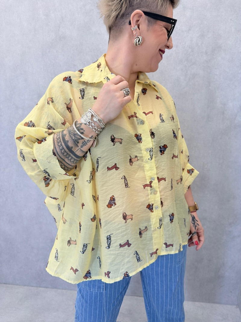 c6688ae7-7dcb-4cce-a8e3-aae4dcbb513a Tunique Oversize Imprimé Chiens – Esprit Casual & Tendance – Image 1