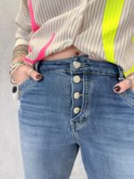 Jean Denim Stretch Boutons Bijoux Esprit Casual Chic – Image 3