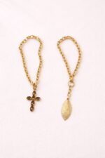 Collier avec Pendentif Croisé et Feuille - Création Exclusive – Image 2