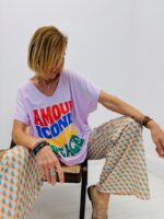 T-shirt Col V Amour Iconic Smile Peace – Image 4