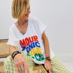 T-shirt Col V Amour Iconic Smile Peace