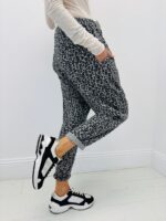 Pantalon Imprimé Léopard – Image 2