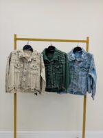 Veste en jean clouté – Image 2