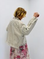 Veste en jean clouté – Image 4