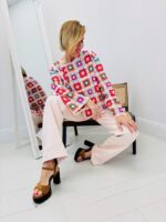 Pull Crochet Coloré – Image 3