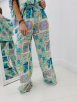 Pantalon Fluide Imprimé Graphique – Image 3