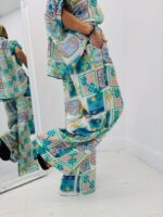 Pantalon Fluide Imprimé Graphique – Image 4