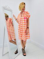 Robe Courte À Carreaux Orange Et Détail Palmier