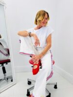 T-shirt emmanchures larges