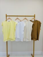 T-shirt emmanchures larges – Image 2