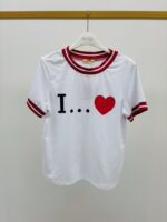 T-shirt Message Graphique Minimaliste Cœur  Maison 7577 – Image 2