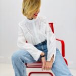 Chemise Élégante En Coton À Détails Dentelle Et Col Montant