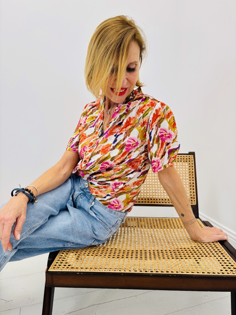 IMG_8918 Chemise Fluide À Imprimé Floral Et Décolleté Croisé – Image 1