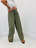 Pantalon brodé – Image 7
