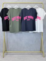 T-Shirt Imprimé Hot Moms – Image 2