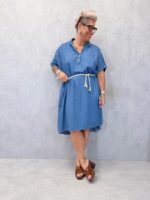 Robe fluide ceinturée – Image 3