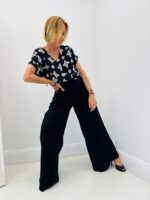 Chemise col V fleurie - Marque RUEDESABBESSES – Image 3