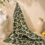 Foulard fleuri en coton