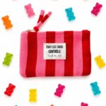 Pochette rayée élégante