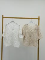 Top Col V Crochet – Image 2