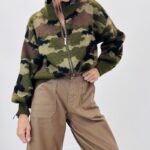 Gilet zippé en maille camouflage