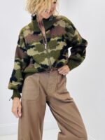 Gilet zippé en maille camouflage