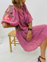 Robe rayée ceinturée – Image 4