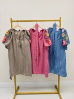 Robe rayée ceinturée – Image 2