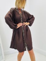 Robe Chemise Détail Léopard – Image 4