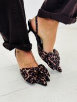 Petits talons noeuds