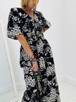 Robe col V ceinturée – Image 4