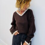 Pull col dentelle