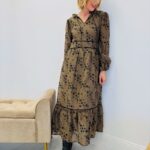 Robe Brodée