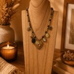 Collier pendentifs ornementaux