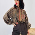 Blouse à Carreaux Brodée