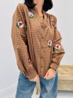 Chemise à Carreaux Brodée – Image 5