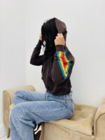 Pull Capuche avec les bandes – Image 5