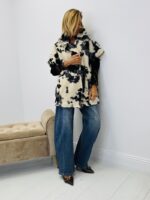 Veste sans manches motif vache – Image 6