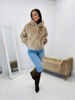 Veste à capuche en fausse fourrure – Image 5