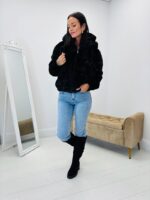 Veste à capuche en fausse fourrure – Image 7