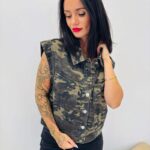 Gilet sans manches en jean camouflage