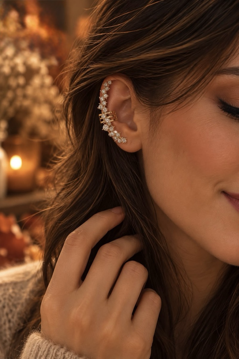 5F1B4311-3952-46DA-8437-26950931E33A_2F41D920-40DA-44FA-B8D8-3FEBB549A384 Ear Cuff Éclat Doré – Image 1