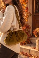 Sac porte-monnaie velours ras