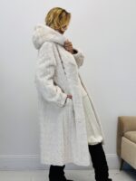 Manteau fausse fourrure à capuche – Image 5
