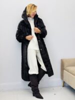 Manteau fausse fourrure à capuche – Image 7