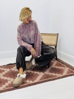 Pantalon simili cuir style cargo – Image 3