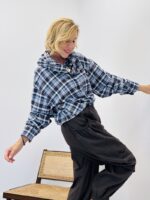 Chemise à carreaux avec lavallière – Image 7