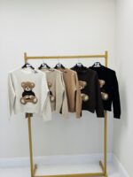 Pull Teddy détails perles - Marque VALENTYNE – Image 2