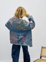 Veste en jean brodée