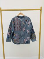 Veste en jean brodée – Image 2